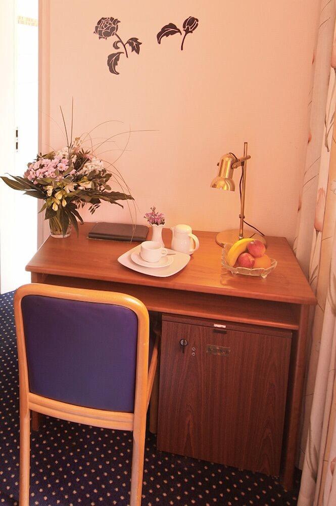 Hotel Residenz Duesseldorf Room photo